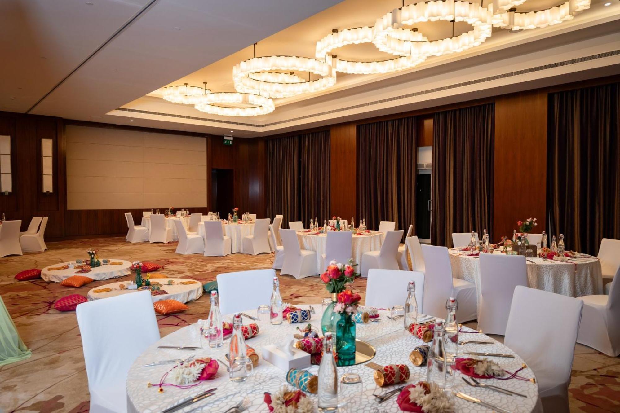 Crowne Plaza Muscat Ocec By Ihg Hotel Luaran gambar